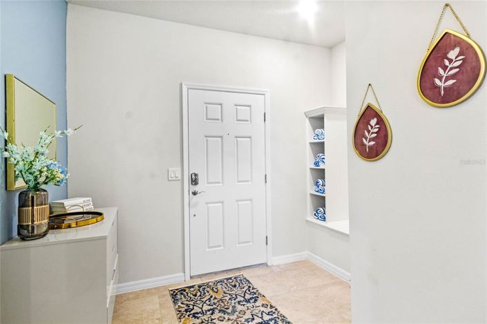 Image No.4-5 Bed Townhouse for sale