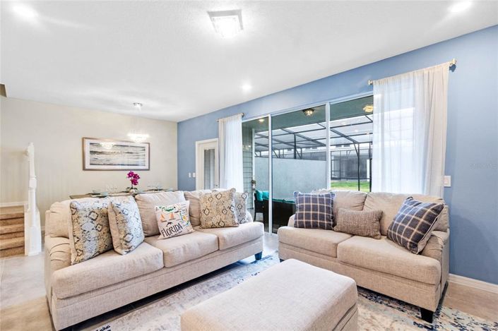 Image No.5-5 Bed Townhouse for sale