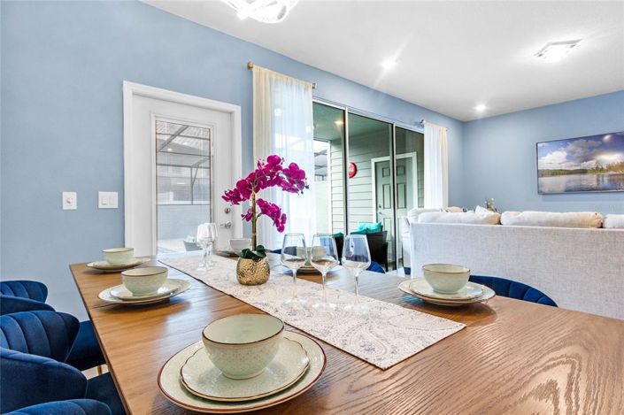 Image No.9-5 Bed Townhouse for sale