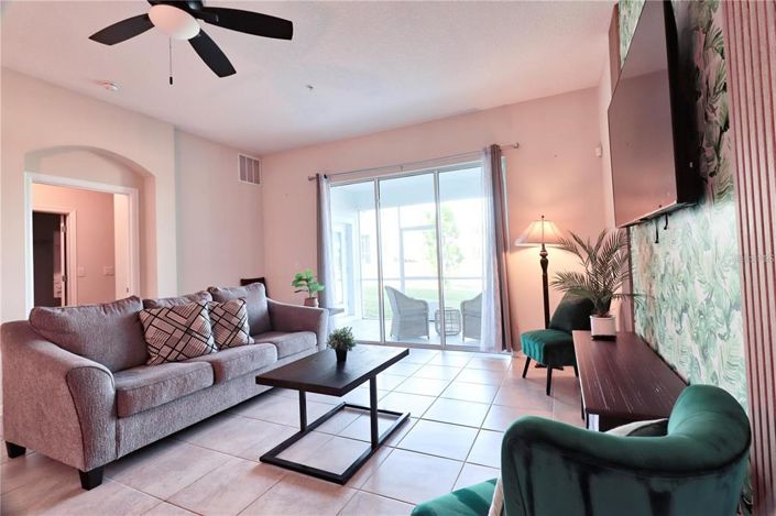 Image No.9-2 Bed Property for sale