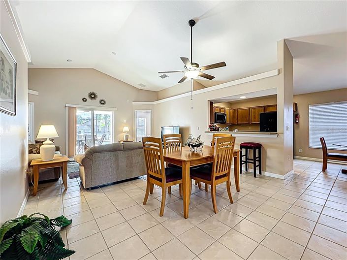 Image No.7-Maison de 4 chambres à vendre à Saint John