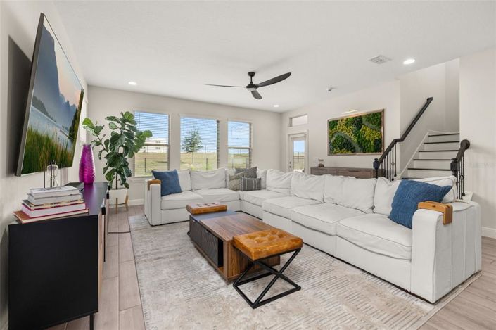 Image No.17-4 Bed House for sale