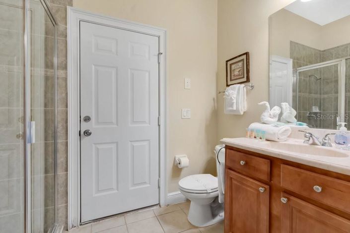 Image No.18-4 Bed House for sale