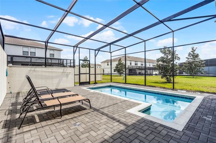 Image No.29-5 Bed Townhouse for sale