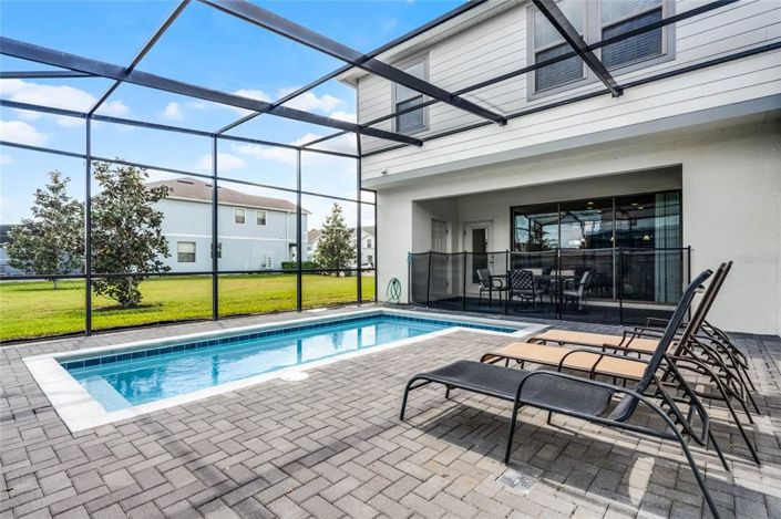 Image No.30-5 Bed Townhouse for sale