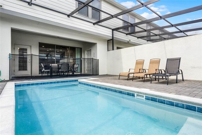 Image No.31-5 Bed Townhouse for sale