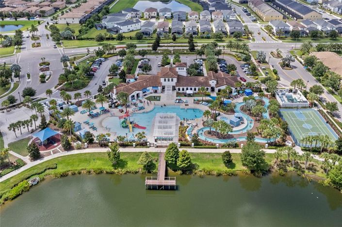 Image No.47-5 Bed Townhouse for sale