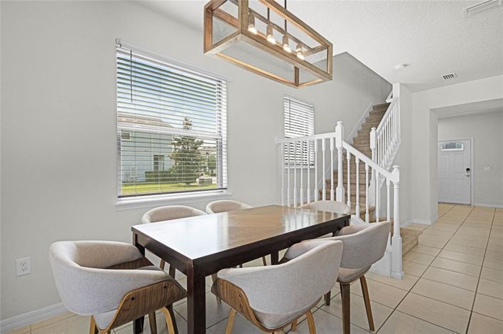 Image No.5-5 Bed Townhouse for sale