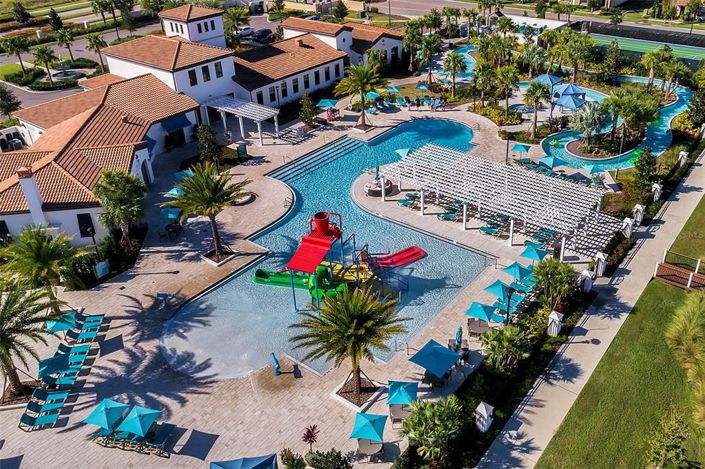 Image No.59-5 Bed Townhouse for sale