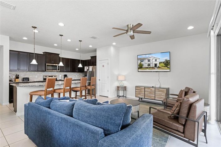 Image No.7-5 Bed Townhouse for sale