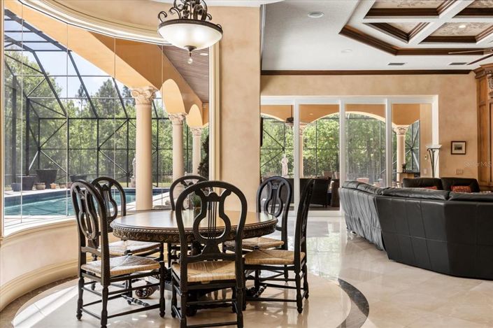 Image No.23-5 Bed House for sale