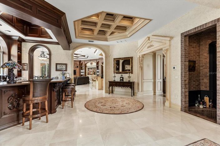 Image No.9-5 Bed House for sale