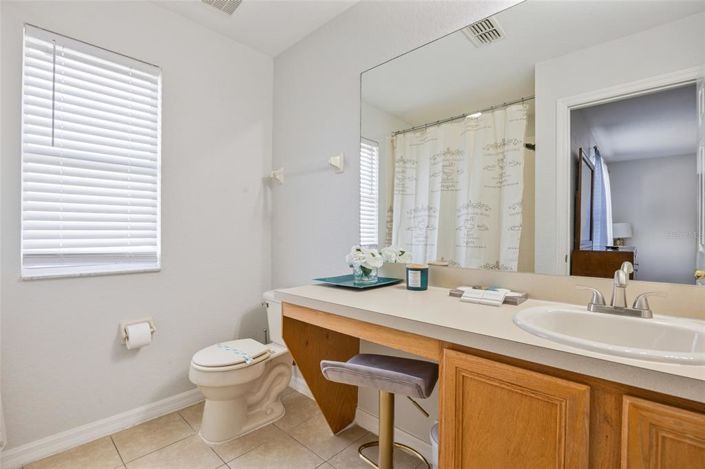 Image No.17-4 Bed Townhouse for sale