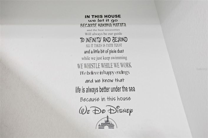 Image No.20-4 Bed Townhouse for sale