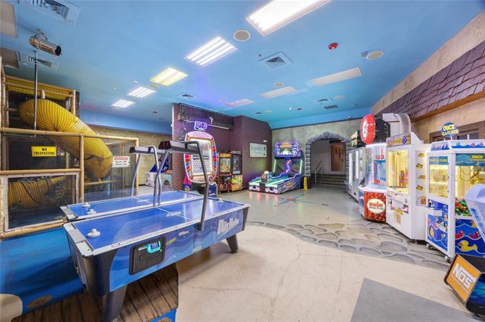 Image No.38-4 Bed Townhouse for sale