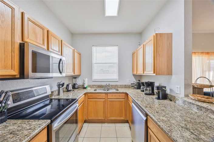 Image No.8-4 Bed Townhouse for sale