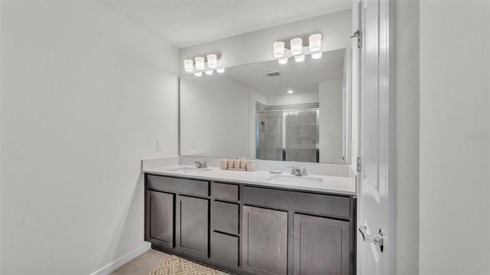 Image No.22-3 Bed Townhouse for sale