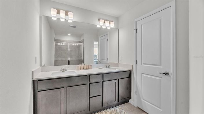 Image No.23-3 Bed Townhouse for sale