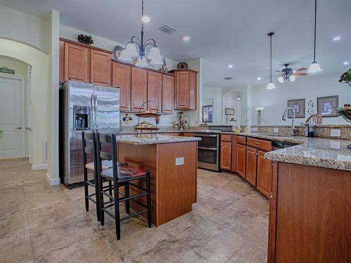 Image No.16-4 Bed House for sale