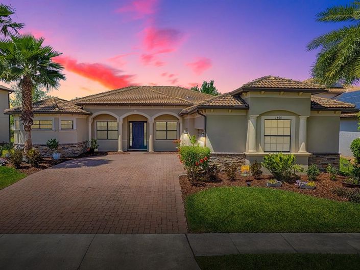 Image No.2-4 Bed House for sale