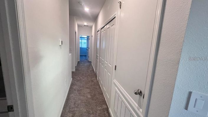 Image No.19-4 Bed Townhouse for sale