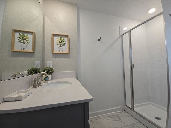 Image No.19-5 Bed Townhouse for sale