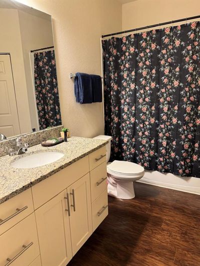 Image No.10-4 Bed Townhouse for sale