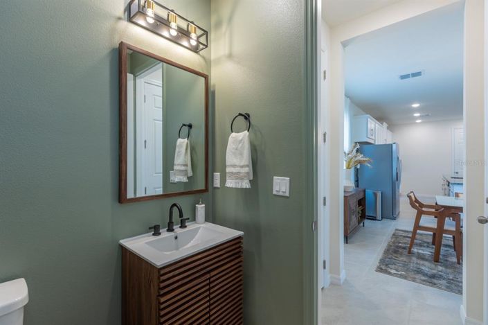 Image No.24-6 Bed House for sale