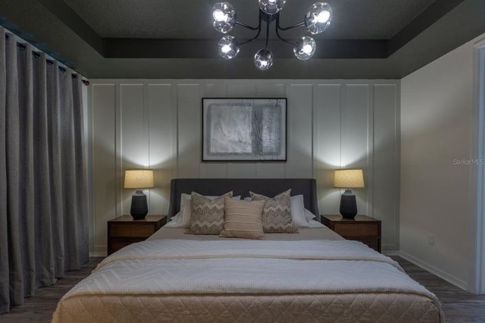 Image No.9-6 Bed House for sale