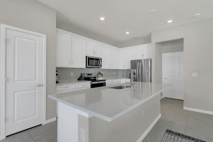 Image No.11-5 Bed House for sale