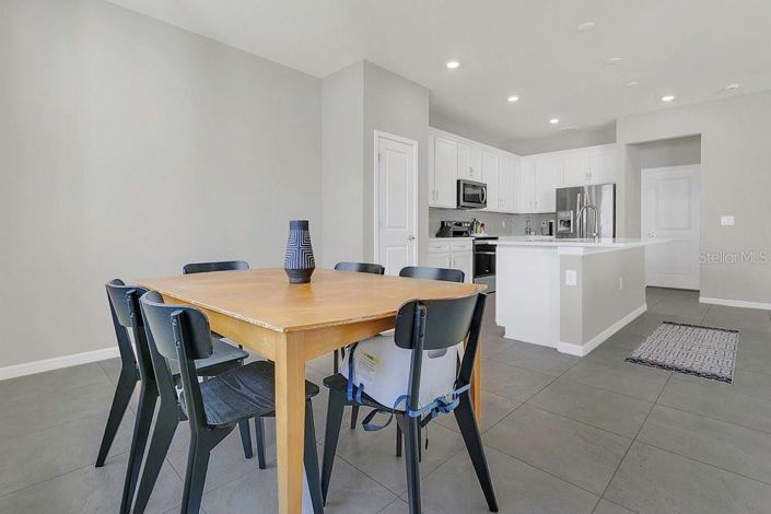 Image No.16-5 Bed House for sale