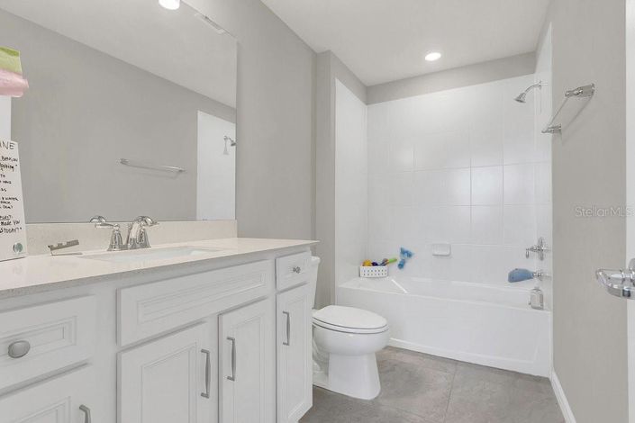 Image No.20-5 Bed House for sale