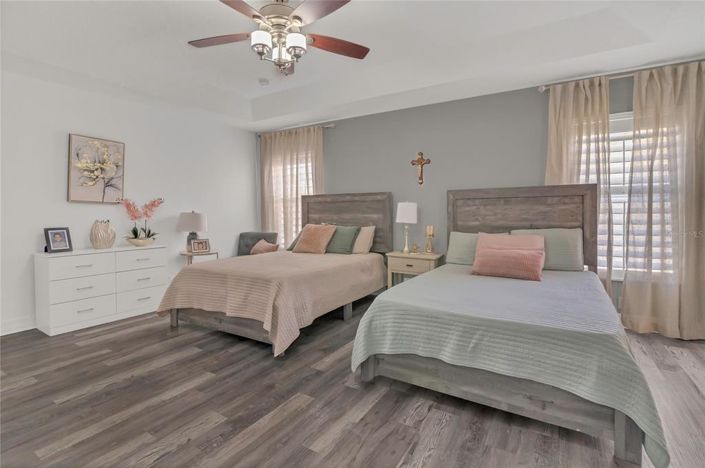 Image No.24-3 Bed House for sale