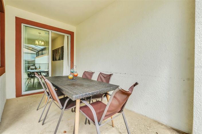 Image No.30-4 Bed Townhouse for sale