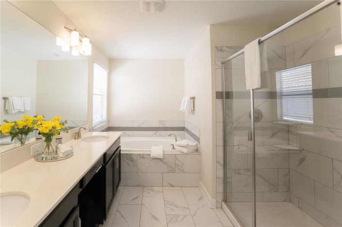 Image No.42-6 Bed House for sale