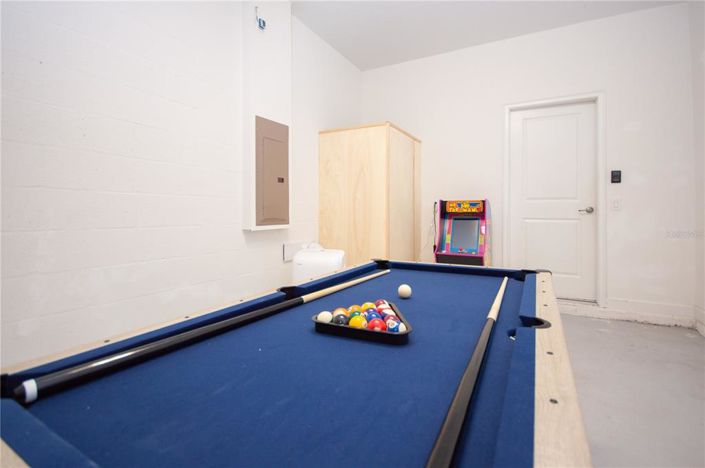 Image No.52-6 Bed House for sale