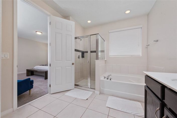 Image No.37-7 Bed House for sale