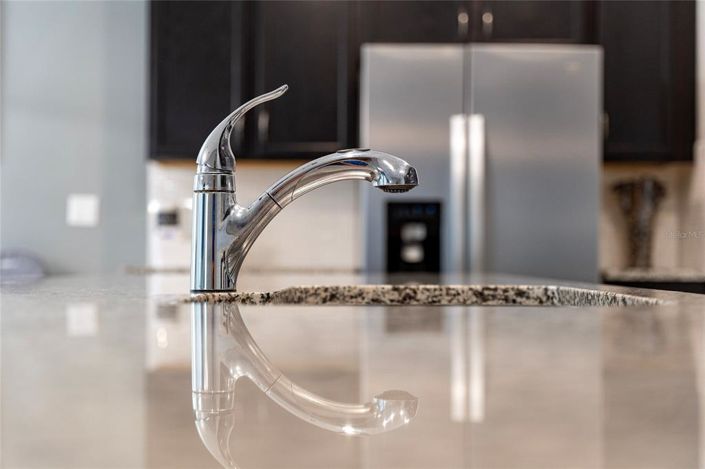 Image No.7-7 Bed House for sale