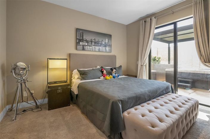 Image No.13-4 Bed Townhouse for sale