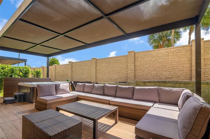 Image No.30-4 Bed Townhouse for sale