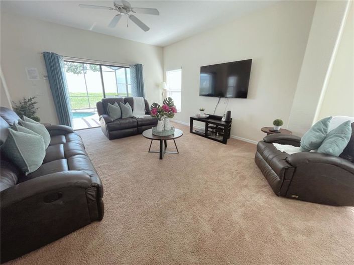 Image No.12-4 Bed House for sale