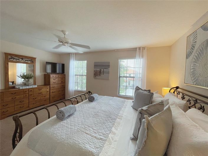 Image No.27-4 Bed House for sale