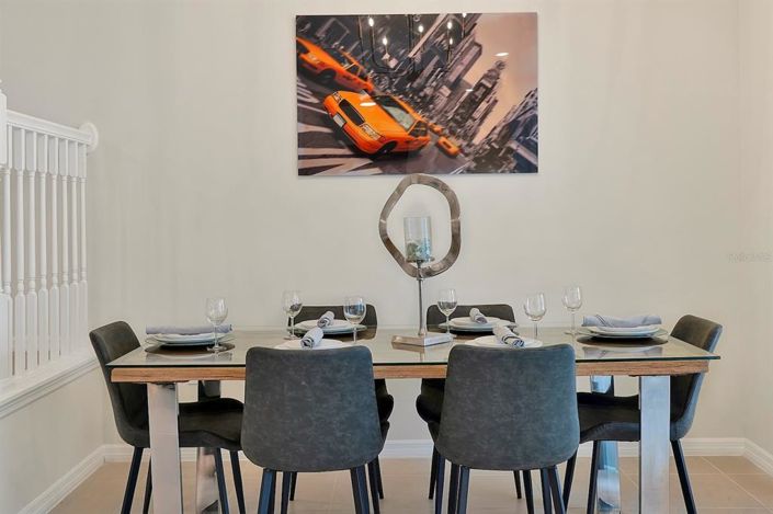 Image No.18-5 Bed Townhouse for sale