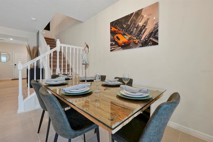 Image No.19-5 Bed Townhouse for sale