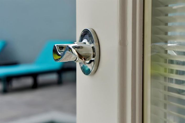 Image No.28-5 Bed Townhouse for sale