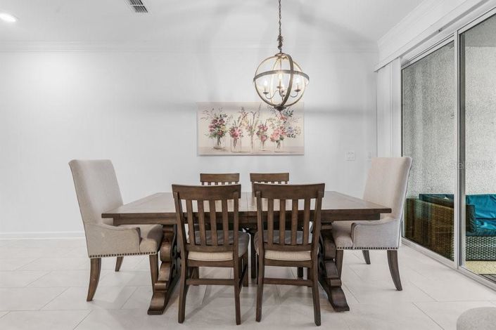 Image No.18-Maison de ville de 4 chambres à vendre à Saint John