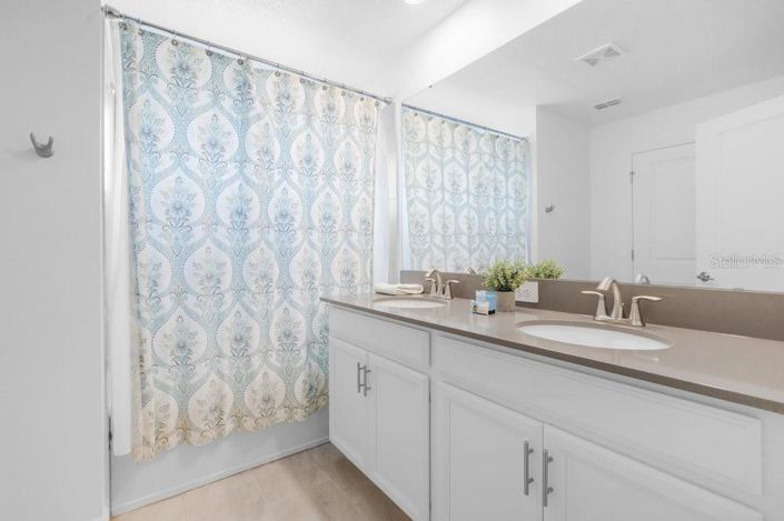 Image No.25-Maison de ville de 4 chambres à vendre à Saint John