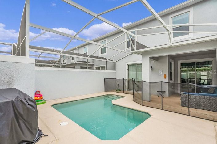 Image No.30-4 Bed Townhouse for sale