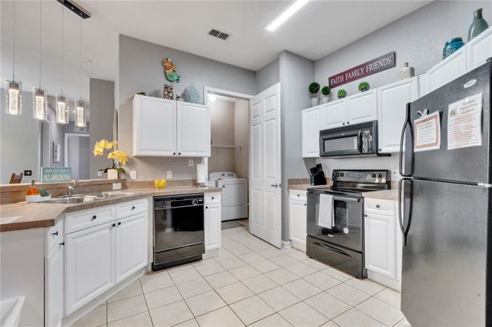 Image No.2-Propriété de 4 chambres à vendre à Davenport