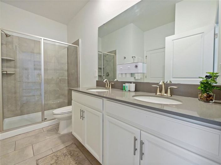 Image No.11-8 Bed House for sale